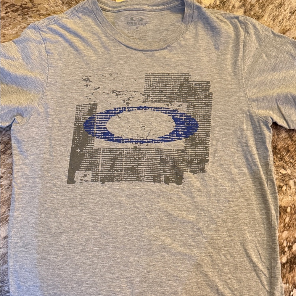 Oakley Blue and Gray Graphic Men's Tee